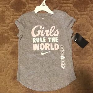 Girl’s Nike Shirt